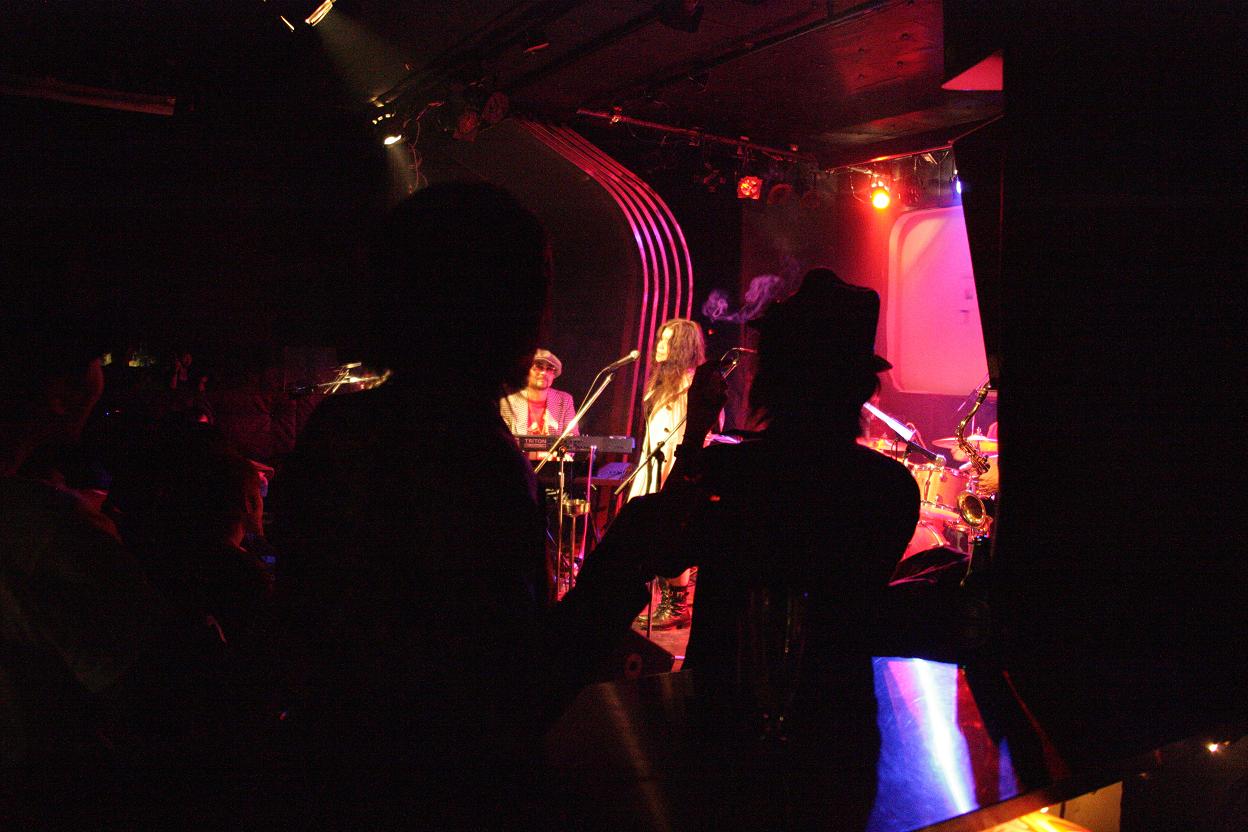 d0094512_07355.jpg