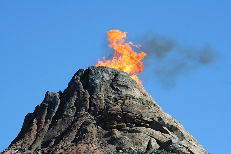 プロメテウス火山噴火の瞬間 Eos と Kotodaddy