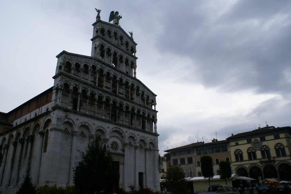 斜塔。　in Pisa, Lucca_c0105551_947541.jpg