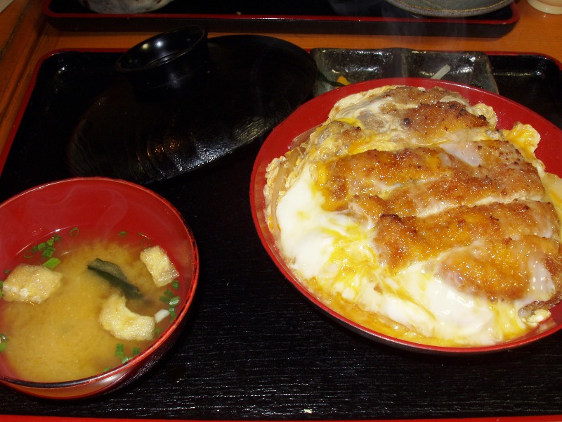 春日食堂_f0142735_1392530.jpg