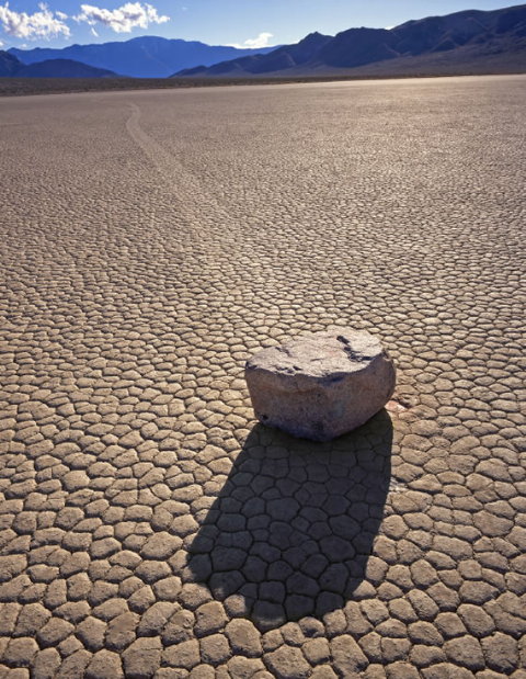 The Sliding Rocks of Racetrack Playa_f0089299_17112416.jpg