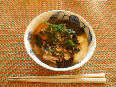 お雑煮と片貝海岸の大鏡餅_f0047524_1945472.jpg