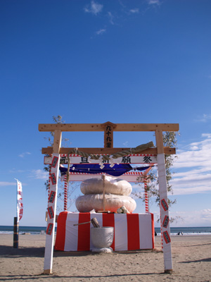 お雑煮と片貝海岸の大鏡餅_f0047524_19533621.jpg