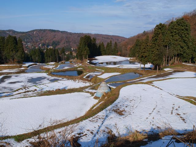 上之山と湯之島の雪景色_a0025576_20593349.jpg