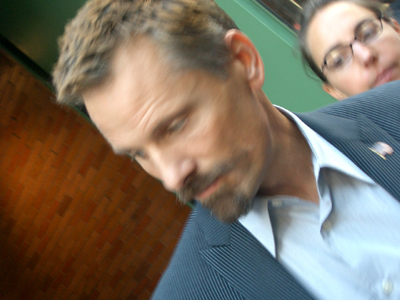 『Eastern Promises』鑑賞旅行in NY-③9/12 ヴィゴテレビ出演の一日(1)_b0064176_1918439.jpg