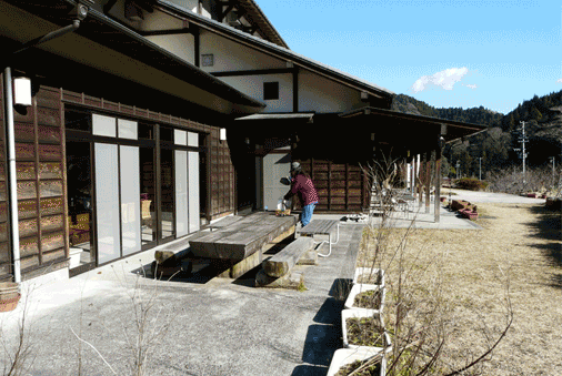 a0056140_23183936.gif