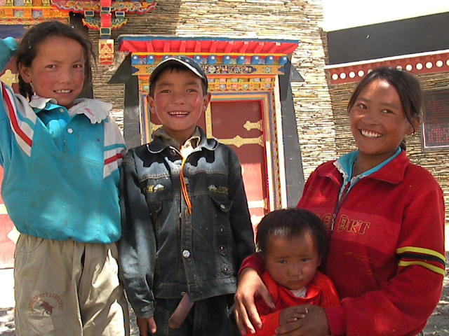 tibetan people_f0010275_2385187.jpg