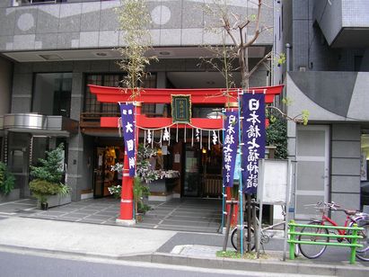 e0016412_2333070.jpg
