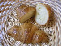 Croissant　クロワッサン_f0121752_13474858.jpg