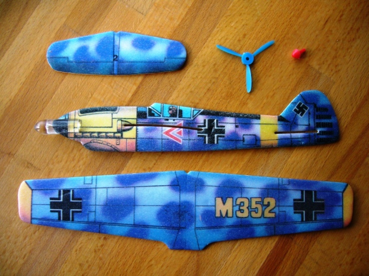 d0103776_9466.jpg
