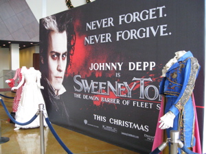 映画\"Sweeney Todd:The Demon barber of Fleet Street\"=ミュージカルドラマ_c0148627_1522956.jpg