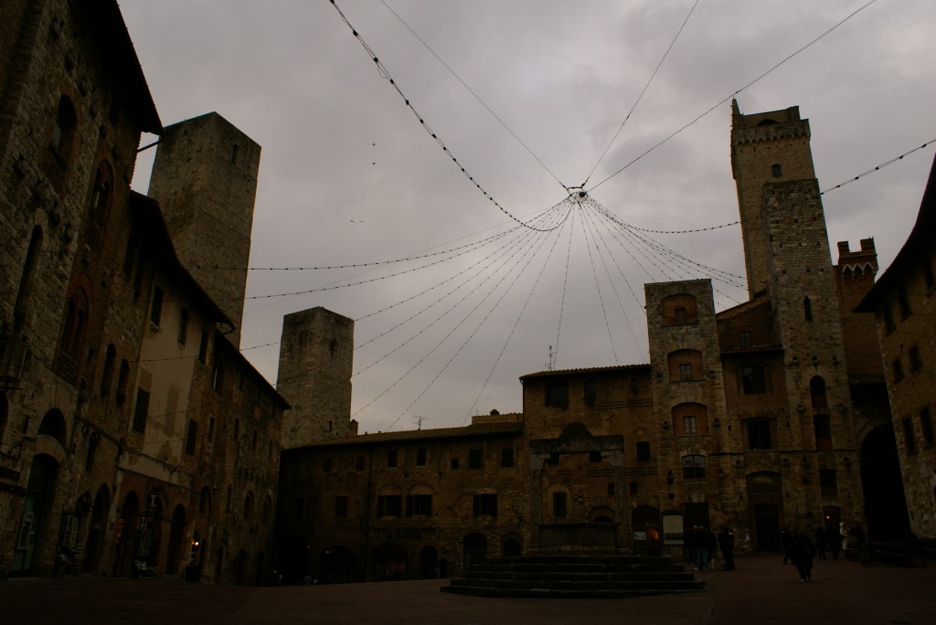 時間が止まった街。　in Siena, San Gimignano_c0105551_514494.jpg