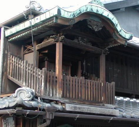 屋根神様_f0130879_2326271.jpg