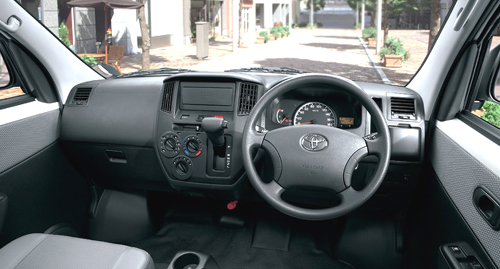 新型商用車誕生 タウンエース ライトエース 2台で98ps 72kw のエコカー生活 新型商用車誕生 タウンエース ライトエース 2台で98ps 72kw のエコカー生活