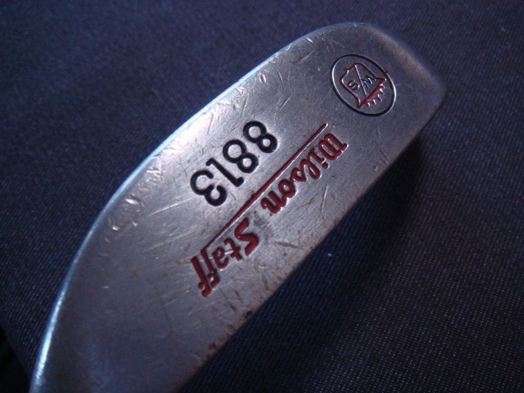 WILSON 8813 : THE BANK OF PUTTERS