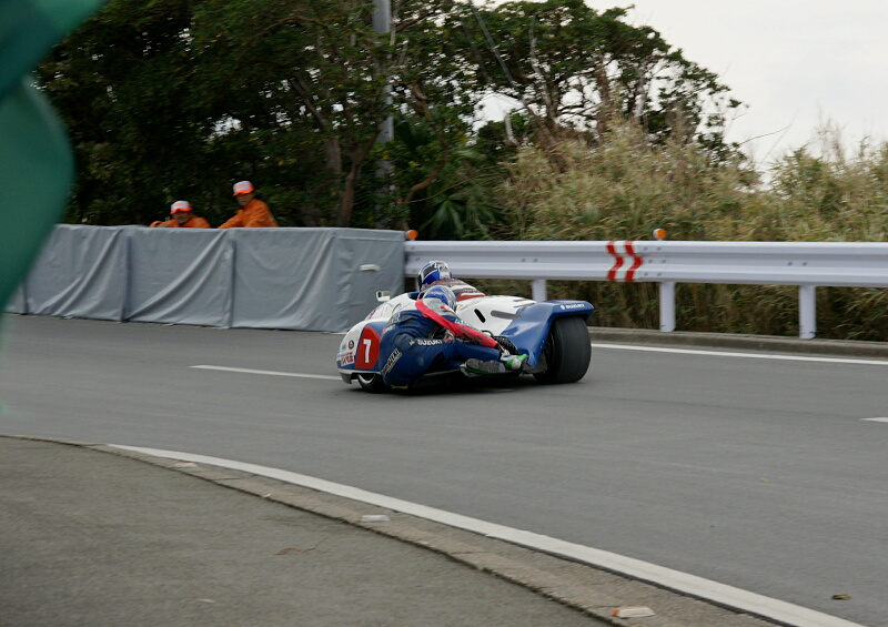サイドカー in三宅島_d0137627_10573614.jpg
