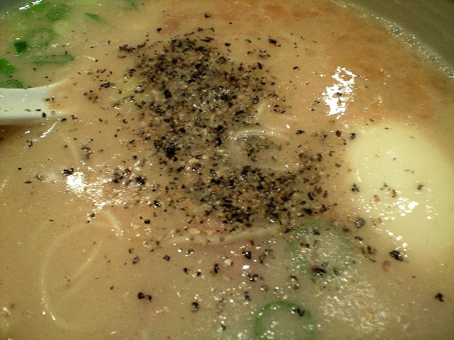 麺や純氣 オープン記念 純氣そば(らーめん)半額_a0016730_1714566.jpg