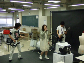 f0093508_2229642.jpg