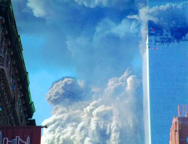 静かなる戦争のための沈黙の兵器 戦略と戦術:通貨の崩壊、アメリカ国民相互の信頼崩壊_c0139575_0225476.jpg