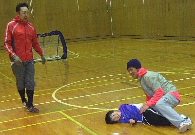 初心者フットサル　～ＦＡＮプロデュース～_e0127003_22575952.jpg