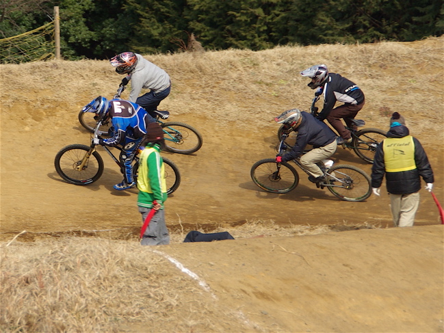 08JOSF緑山オープニングレースVOL3MTBエリートクラス予選~決勝の画像垂れ流し_b0065730_0123978.jpg