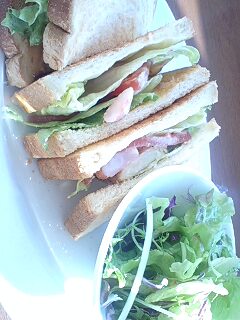 ランチターイム!!_a0075738_13195071.jpg