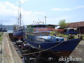 dock on boat_d0105454_1775726.jpg