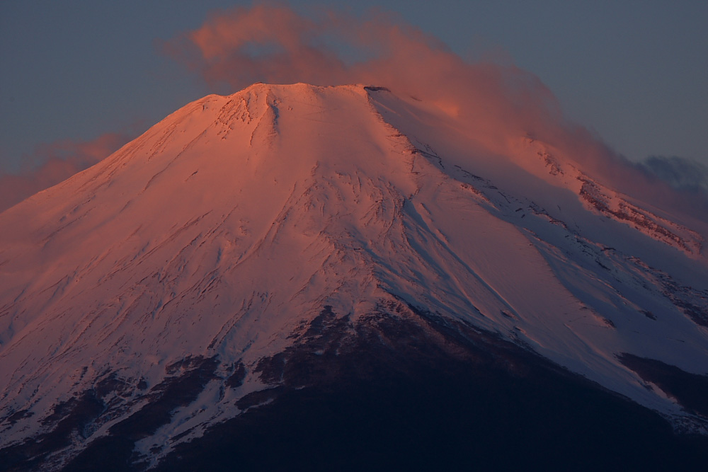山中湖の赤富士　冬の色の変化_c0032494_6572479.jpg