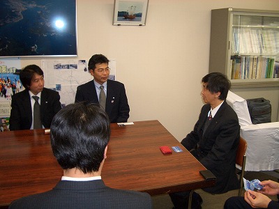 表敬訪問_e0075103_031154.jpg