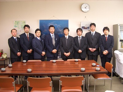 表敬訪問_e0075103_0463096.jpg