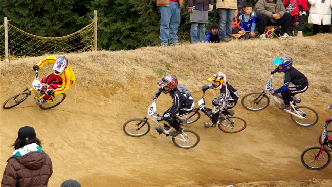 08JOSF緑山オープニングレースVOL１３ミドル、１４オーバークラス決勝の画像垂れ流し_b0065730_2263849.jpg