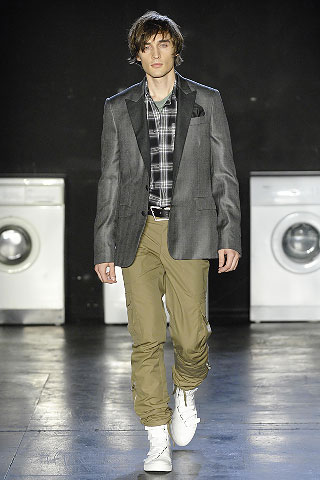 東京公式通販サイト KRISVANASSCHE 2008 AW ランウェイモデル - for