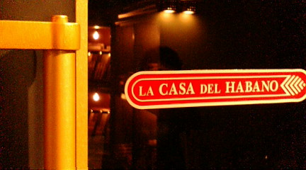 CUBA! La Habano!! Viva☆La Elegancia latina!_b0032617_23462063.jpg