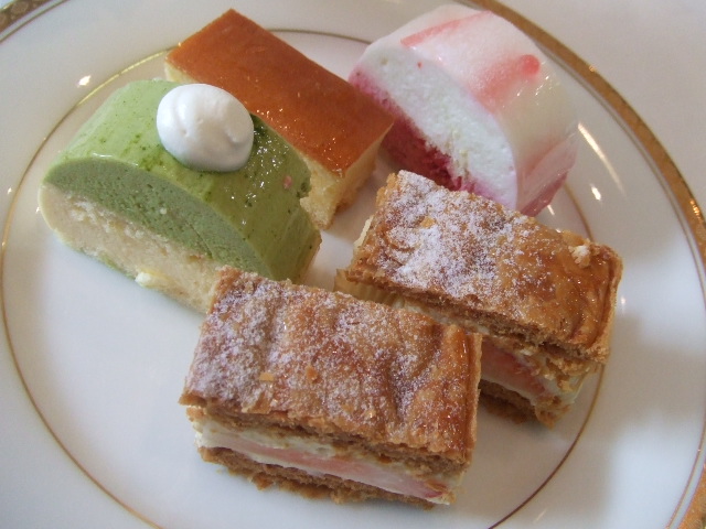 アニエスカフェ_f0076001_2243311.jpg