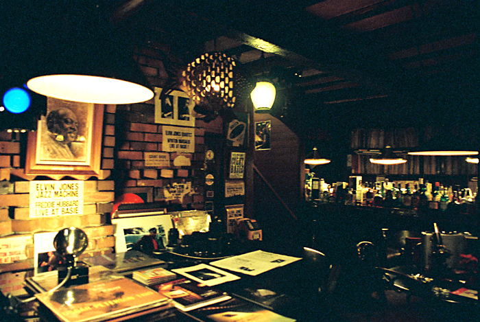 ＪＡＺＺ喫茶　ベイシー　一関 　New FM2_b0049843_8562982.jpg
