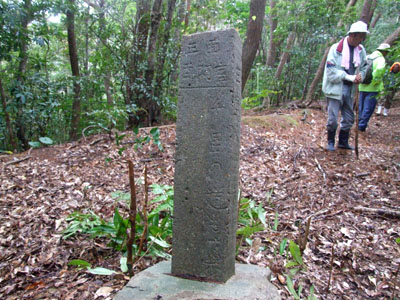 e0028387_07168.jpg