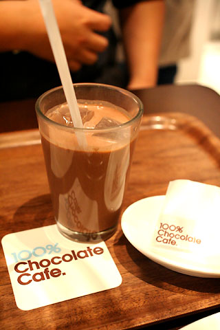 100％ Chocolate Cafe._c0158397_21154410.jpg