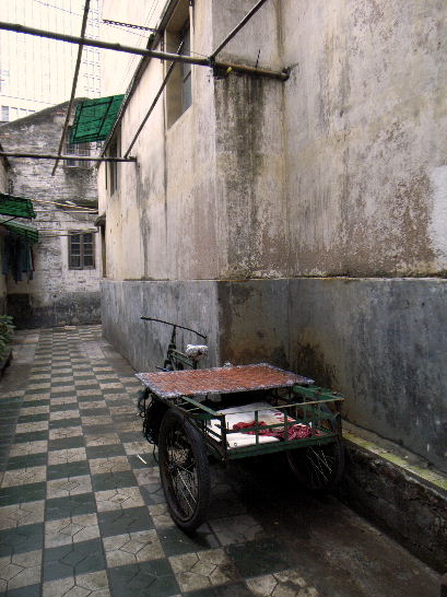 e0102408_22462444.jpg