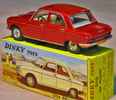 [ my DINKY TOYS Collection (5). Peugeot 204 berline & cabriolet.]_c0019483_22254466.jpg