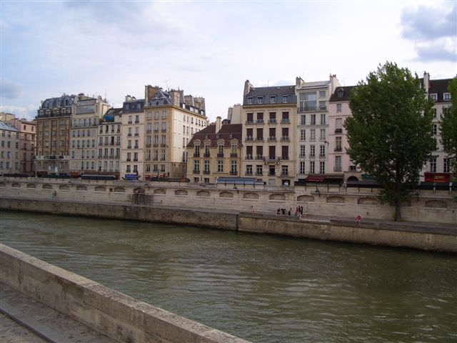 2005 夏　フランス・ドイツ旅行　～パリ編～_d0130070_2275061.jpg