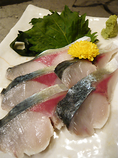 芸能人も通う　いろり焼き門次郎_c0053520_16454168.jpg