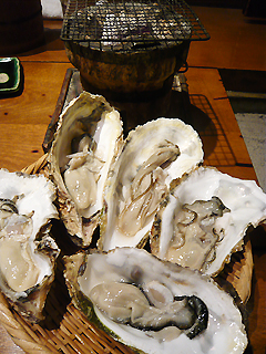 芸能人も通う　いろり焼き門次郎_c0053520_1802894.jpg