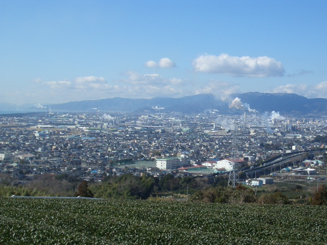 やっぱり目立つ 第二東名法面のNEXCO巨大看板_f0141310_23465888.jpg