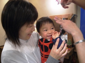 かわいい広告塔_e0000910_1223711.jpg