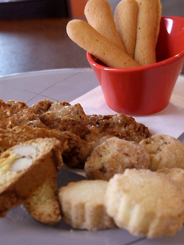 「表参道 sinのビスコッティー」_a0000029_127625.jpg