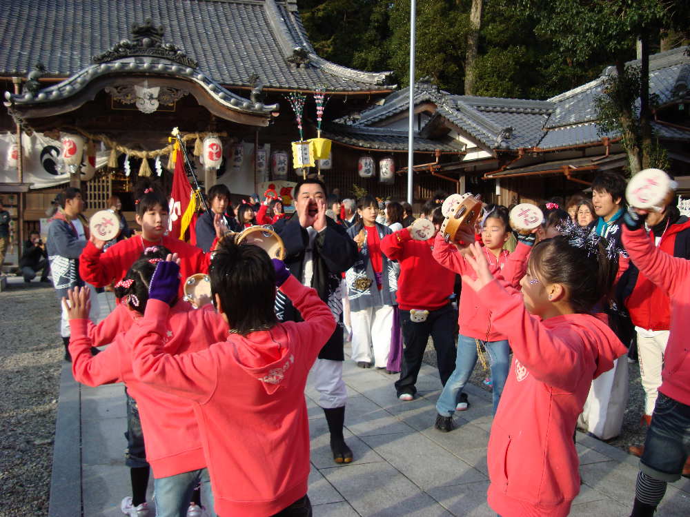 ヤーヤ祭り・・・、おもいっきり新町編 （最終章）_e0111346_1946553.jpg