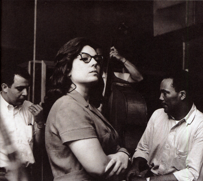 ナナ・ムスクーリ（Nana Mouskouri）「Nana Mouskouri In New York」（1962）_e0042361_23291230.jpg