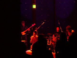 e0123401_0411037.jpg