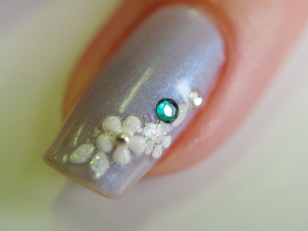 今週のネイル(2007/5/14)：OPI B62[Give Me The Moon]_e0129297_16571825.jpg