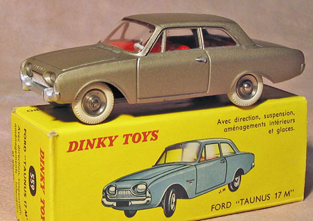 [ my DINKY TOYS Collection (8). Ford Taunus 12 M & 17 M.]_c0019483_2349537.jpg